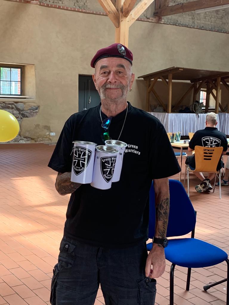 Ehrenmitglied Günther bei den Green Warriors